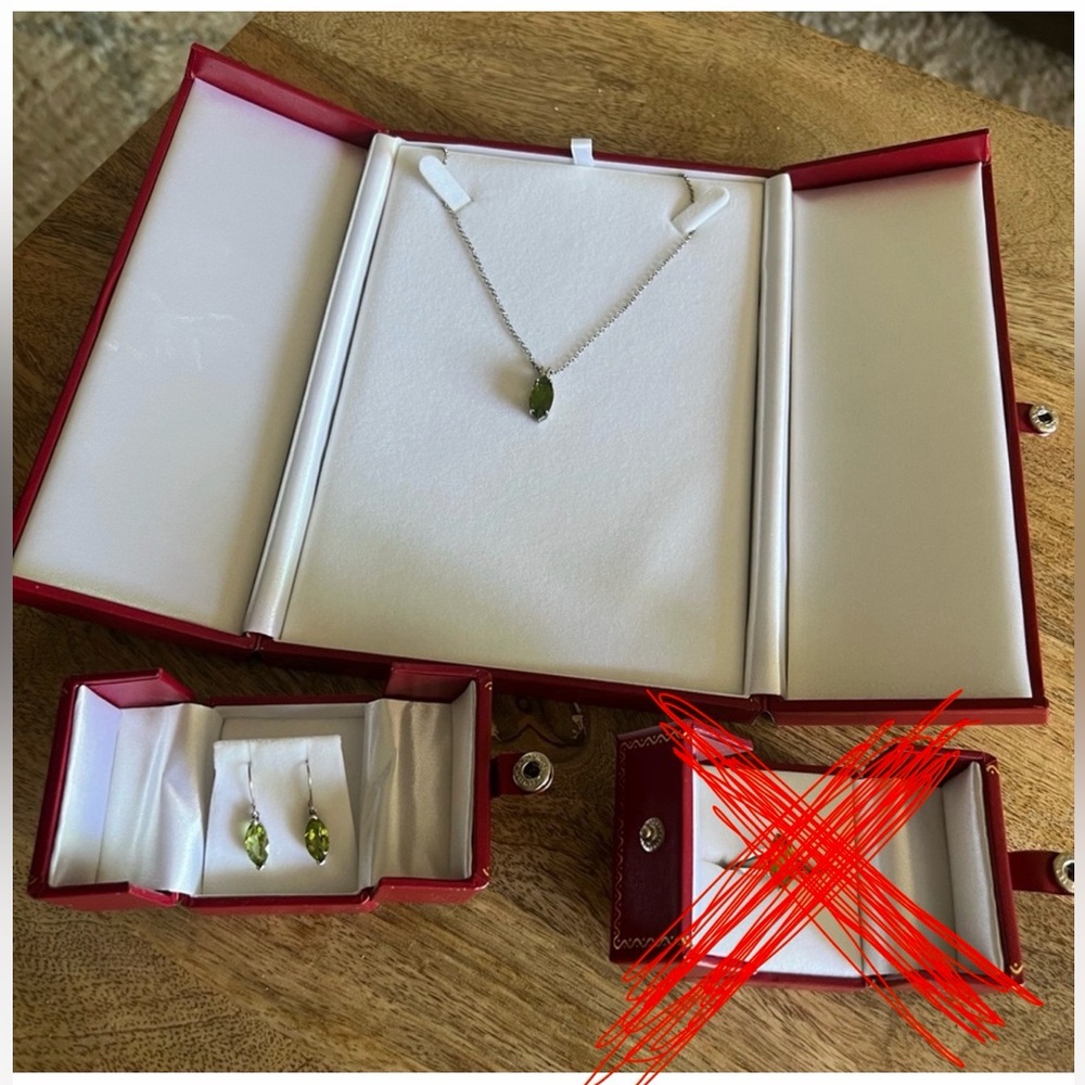 Custom Peridot Jewelry Set